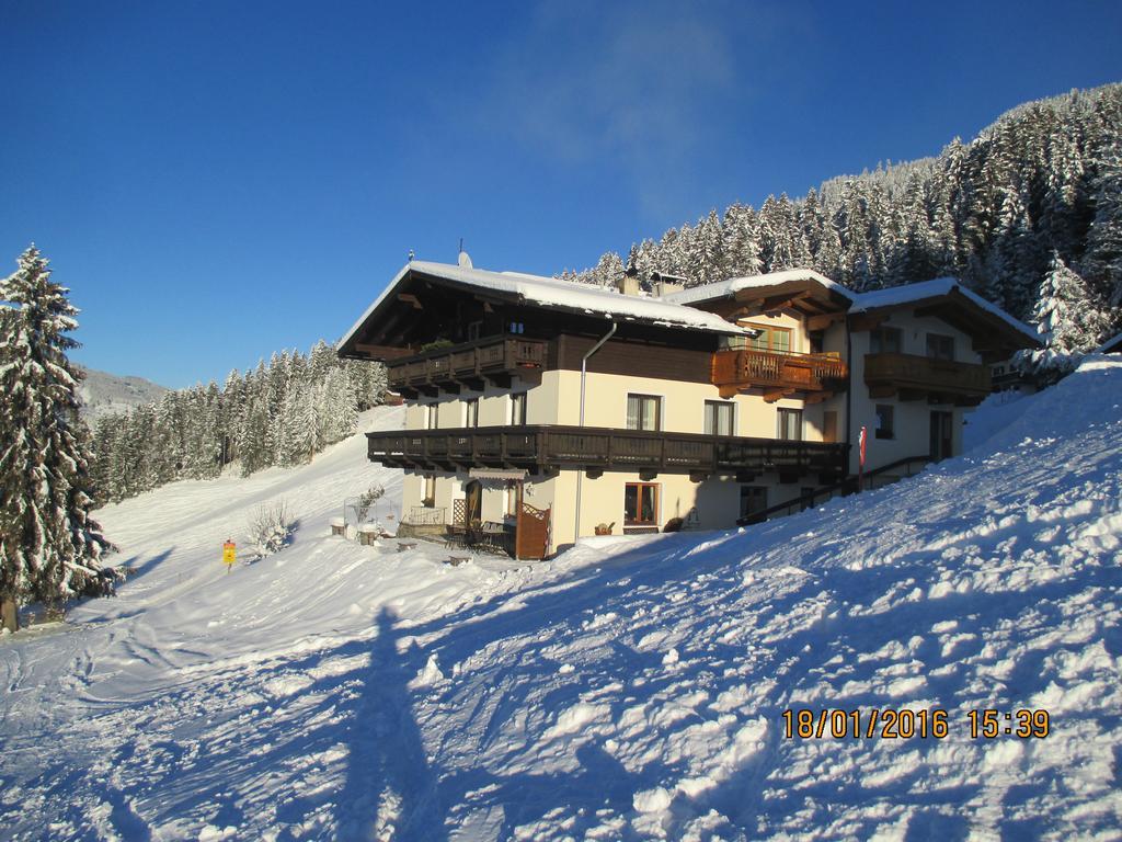 Haus Bergfried Hotel Westendorf Exterior foto